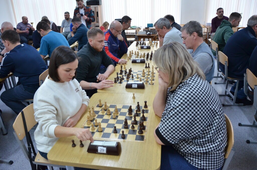 Спортсмены БрАЗа завоевали «золото» в турнире по шашкам в городской Спартакиаде трудовых коллективов